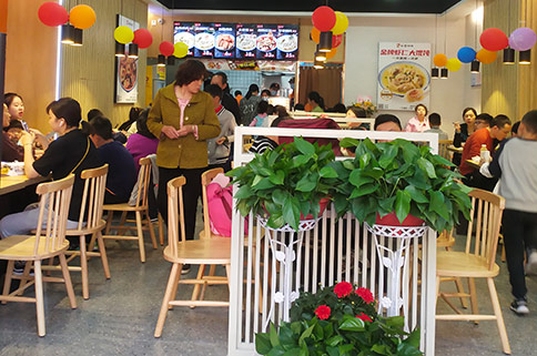 如何經(jīng)營好餛飩店？這四點要注意了！