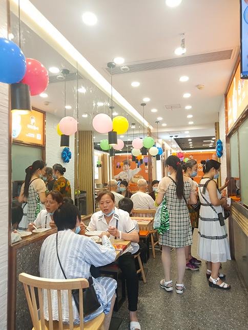 熱烈祝賀湖北武漢如意餛飩新崇光時尚廣場店盛大開業(yè)！