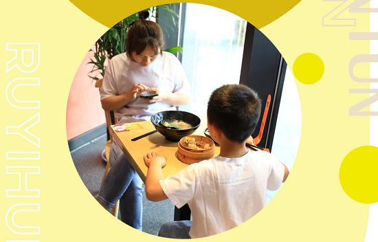 5年，5個(gè)員工，日入10000+，如意餛飩加盟商訪談