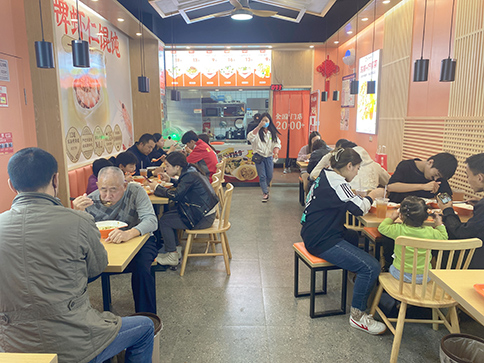 熱烈祝賀江蘇泰州興化如意餛飩吾悅廣場(chǎng)店開業(yè)大吉！